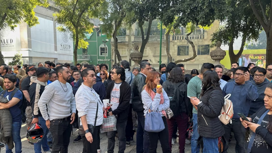 Động đất gây thương vong tại miền Nam Mexico, Tổng thống sơ tán giữa cuộc họp